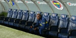 Fenerbahçe'de yedek kulübesi sorunu yaşanıyor