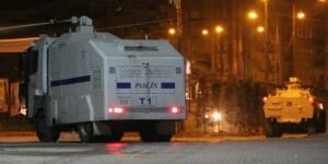 Van'da polise ateş açıldı: 2 polis yaralı