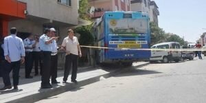 Belediye otobüsü yayaların arasına daldı: 2 ölü 5 yaralı