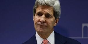 Kerry'in mikrofonu açık kalınca: Amma da nokta atışı operasyonu!