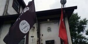 Türk ve IŞİD bayrağını birlikte astılar!