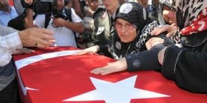 İşte 'Yeni Türkiye'! Şehit Teğmen Emre As'a son görev