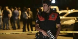Ankara'da silahlı çatışma: 1'i polis 3 yaralı