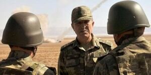 Kara Kuvvetleri Komutanı Suriye sınırında!