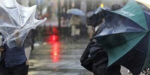Antalya'da şiddetli yağış nedeniyle okullar tatil
