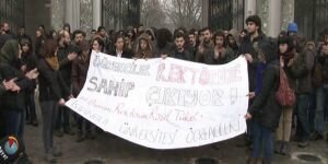 İstanbul Üniversitesi'nde Raşit Tükel'e destek eylemi