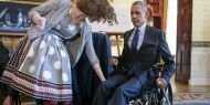 Obama tekerlekli sandalyede