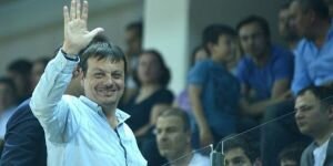 Fenerbahçeli taraftarlardan Ataman'a küfür