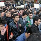 Isparta'da öğrencilerden kira protestosu