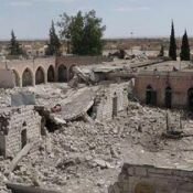 IŞİD, Palmira'da cezaevini havaya uçurdu.