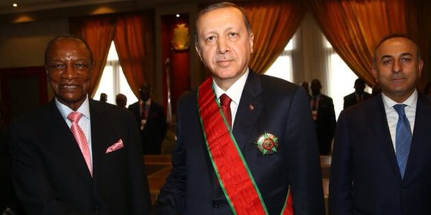 Erdoğan Gine'de: Buradaki külliyeyi de değiştirmek faydalı olur