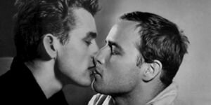 James Dean ve Marlon Brando arasında sado-mazoşist ilişki iddiası