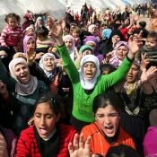 AKP'ye 1 milyon yeni oy: Suriyelilere Türk vatandaşlığı veriliyor